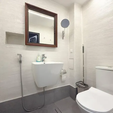 Near Ndk - Washer&dryer - Fast Wi-fi - Kitchenette 公寓