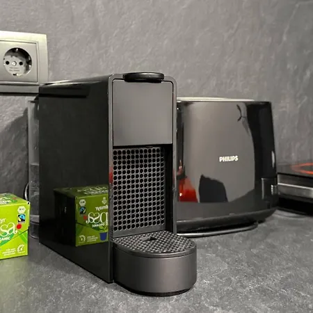 Near Ndk - Washer&dryer - Fast Wi-fi - Kitchenette 公寓